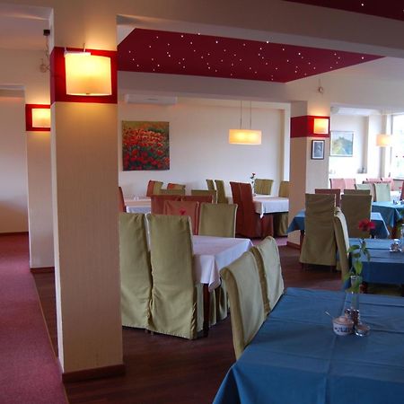 Hotel Europa Gizycko Ngoại thất bức ảnh