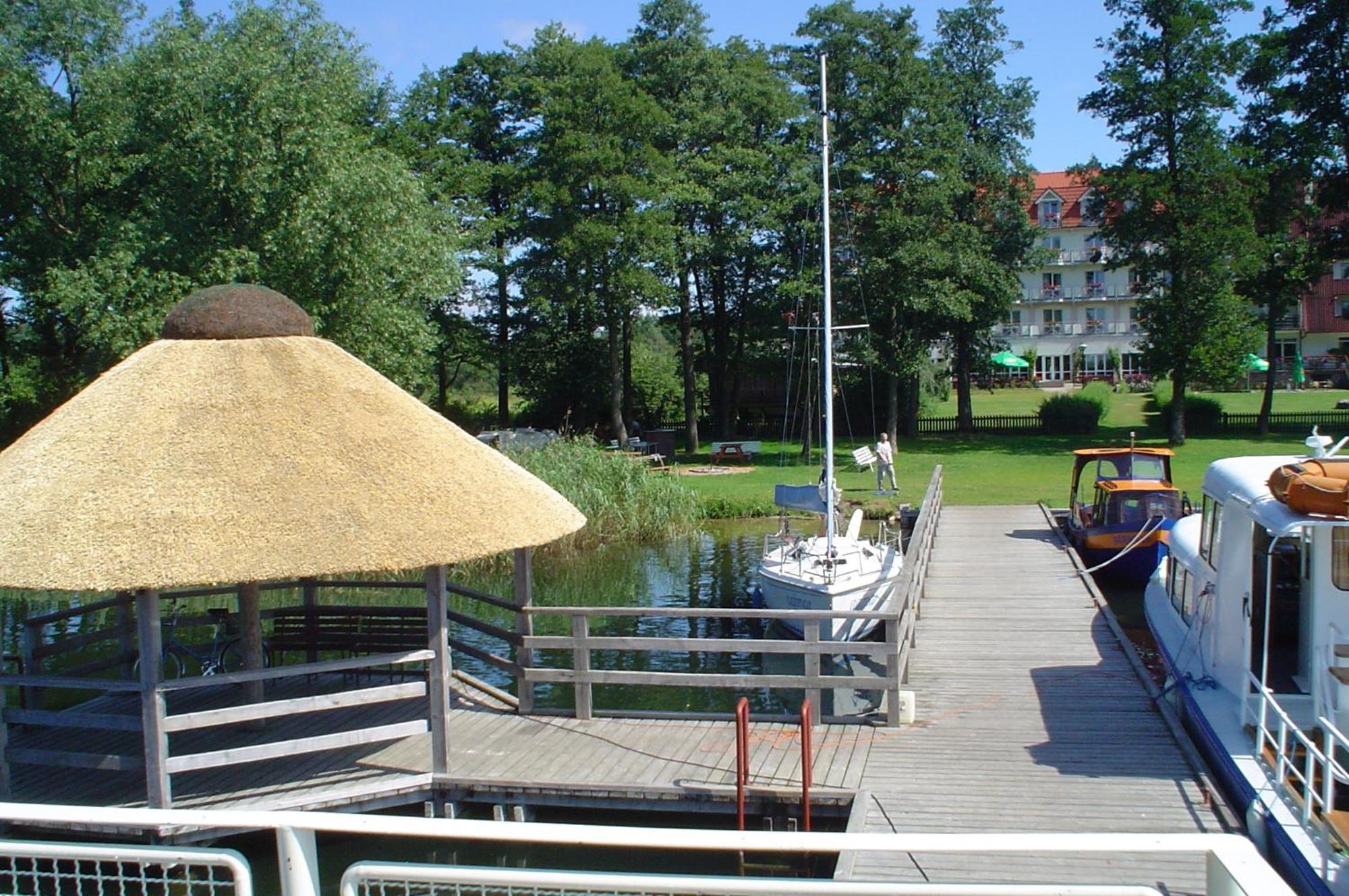 Hotel Europa Gizycko Ngoại thất bức ảnh