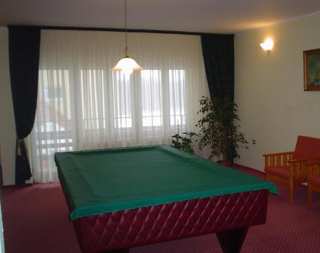 Hotel Europa Gizycko Ngoại thất bức ảnh